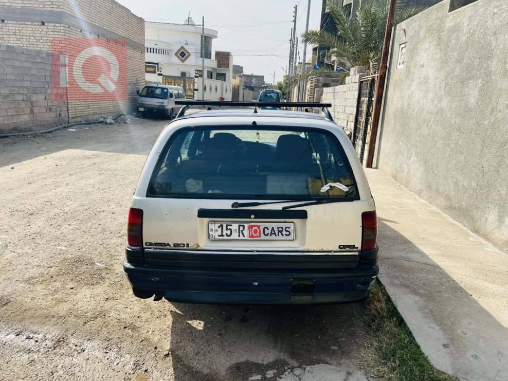 اوبل أوميغا